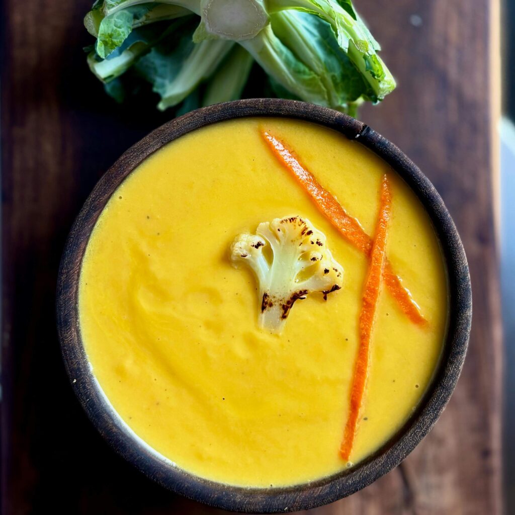 Steamed carrot mash for baby's first solid food