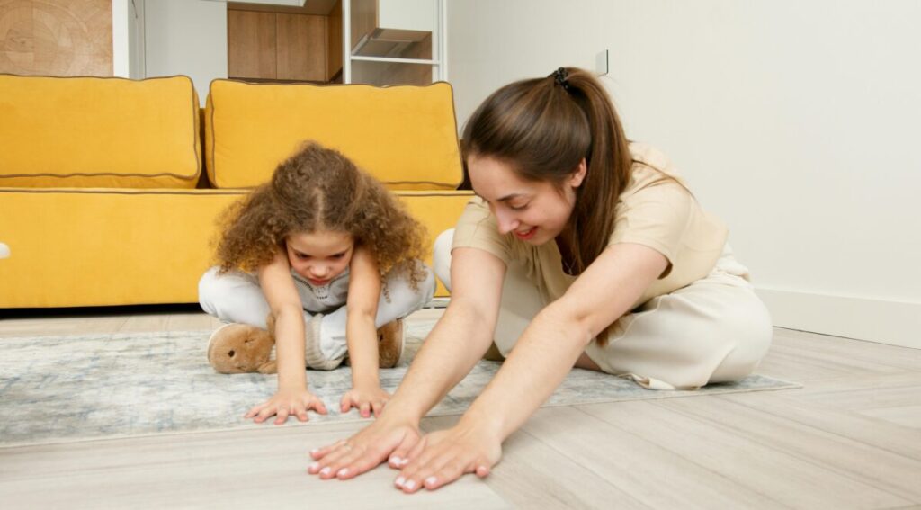 How to handle toddler meltdowns calmly by avoiding triggers and staying patient.
