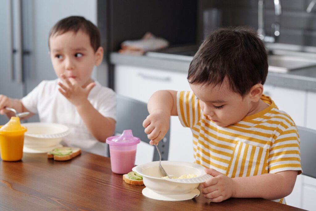 A healthy and easy nut-free daycare lunch ideas meal packed in a lunchbox for a toddler.