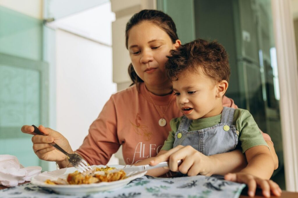 Parent ignoring signs baby is full due to fear of midnight hunger leading to force feeding baby consequences